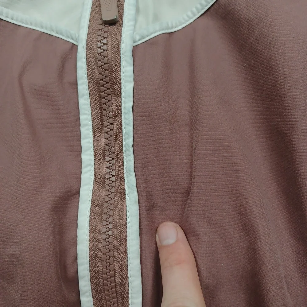 Nike Jacket Womens Small Lightweight Full Zip‎ Pockets Casual Activewear
